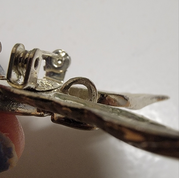 VINTAGE GUARDIAN ANGEL SILVER Pewter Brooch / Pendant . - Picture 4 of 4